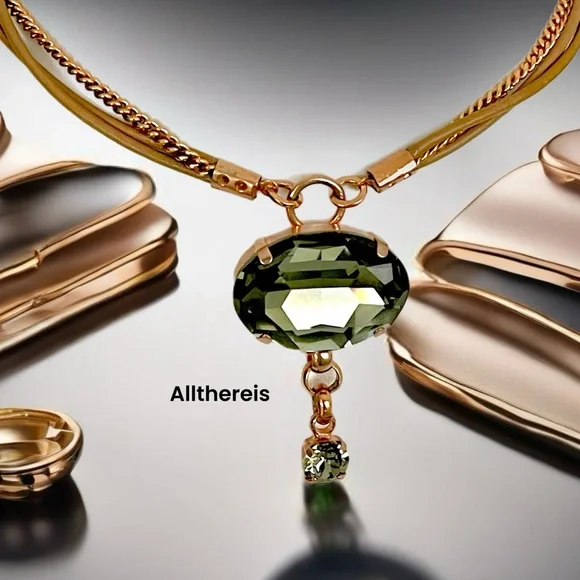 La Hola Necklace💕 - Picture 4 of 16